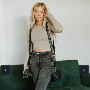 SOLD Kindlycamera dual harness